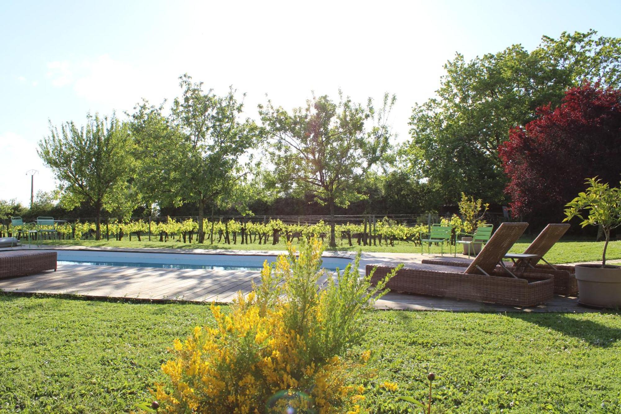 La Vigneraie De Laura Bed & Breakfast Sainte-Colombe  Exterior photo